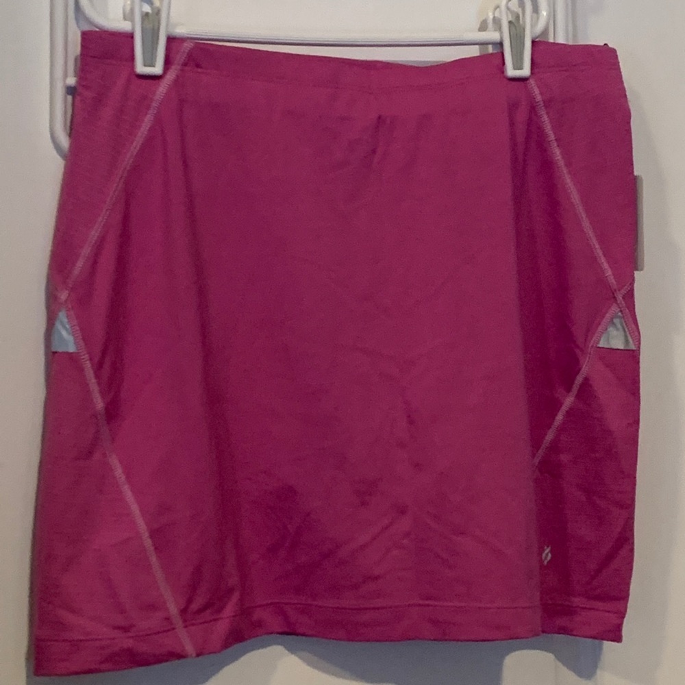 NWT Nancy Lopez golf skirt. Medium